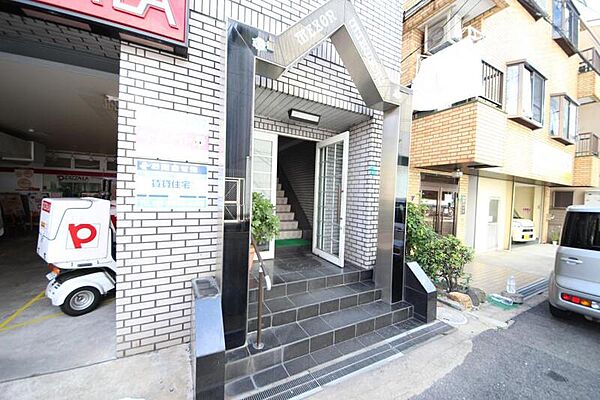 建物エントランス