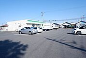 ファミリーマートフレスト土浦中村東店 1020m