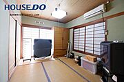 1階6帖和室客間としてはもちろん、お子様の遊び場やお昼寝スペースとしても活躍しますね♪