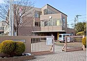 川崎市立井田中学校（850m）