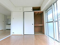 寝室の画像