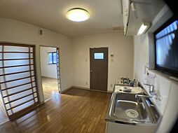 リバーサイドエバラ 102 1階2DKのリビング/ダイニング