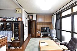 居間