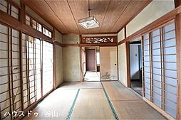居間
