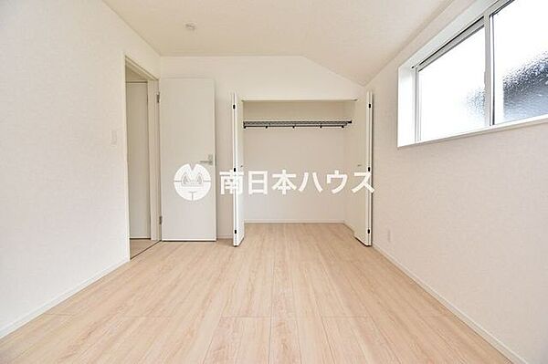 洋室を拡大表示