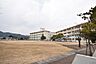 周辺：皇徳寺小学校 330m