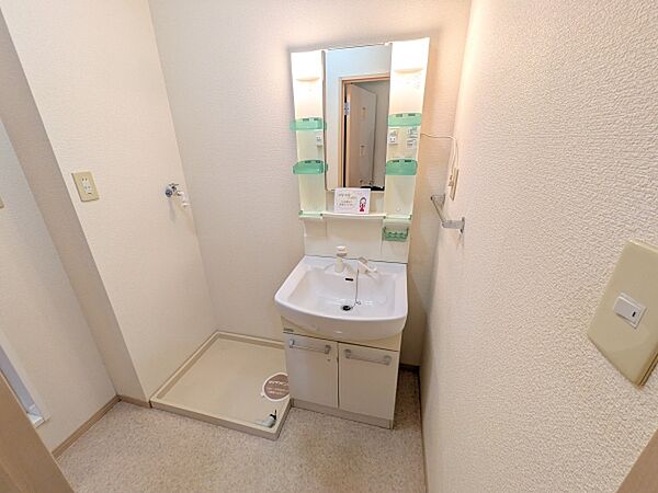 apartment 茨城県那珂市菅谷
地図を見る