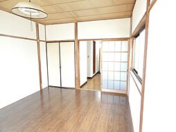 サンシャイン東海 B棟 201号室 2階1Kのリビング/ダイニング