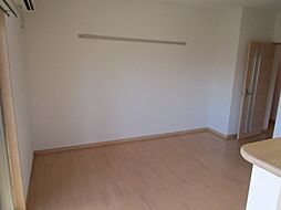 イー・ボナール 201号室 2階2LDKのリビング/ダイニング