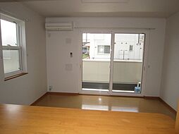 エバーグリーン 104号室 1階1LDKのリビング/ダイニング