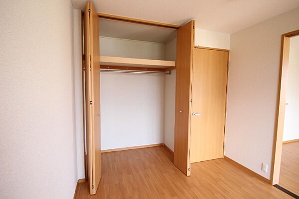 apartment 茨城県那珂市菅谷
地図を見る