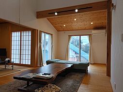居間