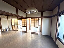 居間