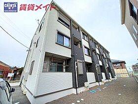 ヴルーリヴィール 106 ｜ 三重県三重郡川越町大字豊田（賃貸アパート1K・1階・34.01㎡） その1