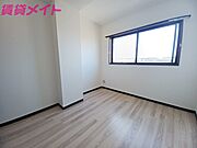 別部屋反転参考写真です。