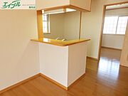 同建物別部屋反転写真です