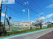 桑名市立城東小学校 329m