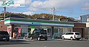 ファミリーマートあさひ向陽台店 1083m