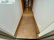 同型参考写真です