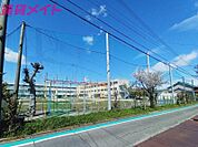 桑名市立城東小学校 241m