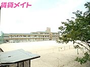 いなべ市立三里小学校 1820m