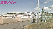 いなべ市立北勢中学校 830m