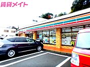 セブンイレブン桑名駅西店 776m