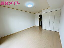 リュミエール 2階1Kのリビング/ダイニング