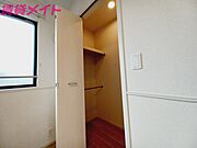同型参考写真です