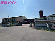 いなべ市立員弁中学校 477m