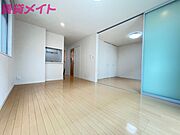 別部屋反転写真です