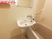 同建物の別部屋写真です