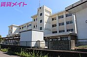 桑名市立陽和中学校 1005m