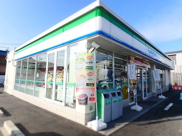 画像22:ファミリーマート　桑名江場店