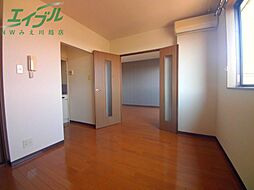 リバーフロント 2階1DKのリビング/ダイニング