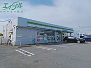 ファミリーマート名四川越店 987m