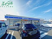 ローソン川越町高松店 702m