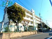 桑名市立在良小学校 957m