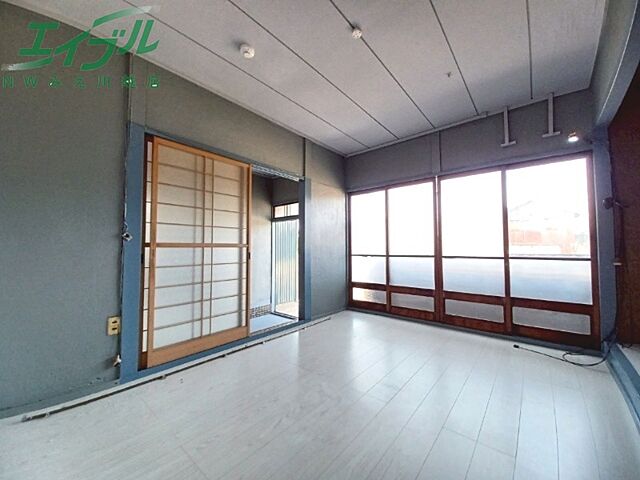 室内