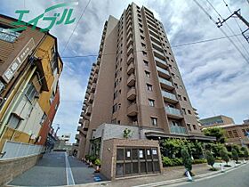 サーパス諏訪町 1304 ｜ 三重県四日市市諏訪町（賃貸マンション3LDK・13階・84.28㎡） その1