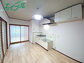 日永・久志本ビル 302 ｜ 三重県四日市市日永１丁目（賃貸マンション3DK・3階・49.41㎡） その3