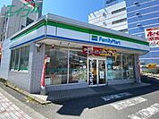 ファミリーマート四日市西新地店 506m