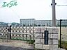 周辺：四日市市立常磐小学校 535m