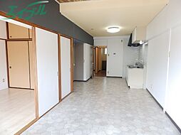 加藤ビル 2LDKの写真