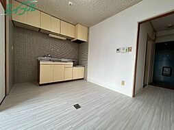 居間