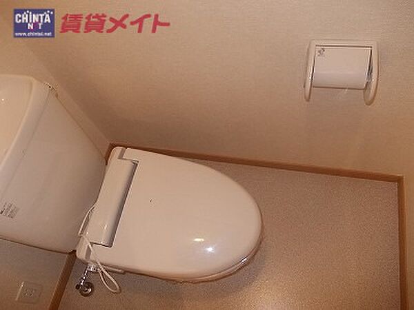 トイレ：同タイプ部屋写真です。