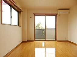 サンフォレスト24 3階1Kのリビング/ダイニング