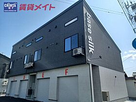 ＢＡＳＥ　ＳＩＩＫ　西棟 Ｅ ｜ 三重県四日市市七つ屋町（賃貸テラスハウス1LDK・1階・47.49㎡） その1