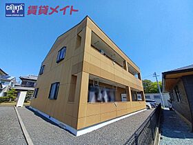 グランドリーム 101 ｜ 三重県四日市市楠町本郷（賃貸アパート3LDK・1階・57.86㎡） その1