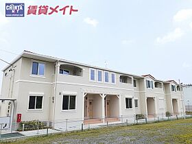 ラフォーレ川尻 105 ｜ 三重県四日市市川尻町（賃貸アパート1LDK・1階・50.42㎡） その1